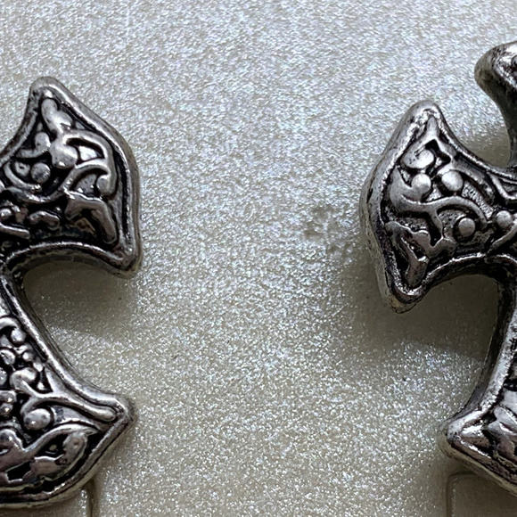 Necklace and Earring Set Cross Detailed Design NEW - Picture 4 of 4